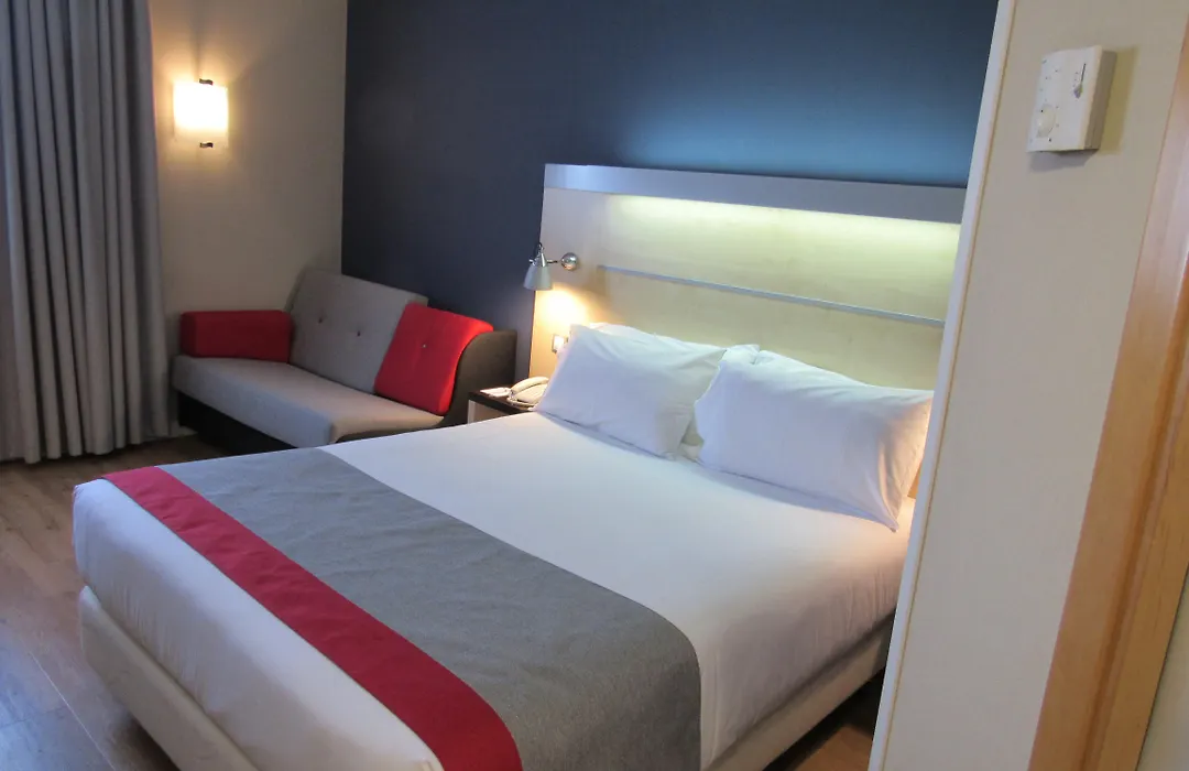 Holiday Inn Express Barcelona - Montmeló, an IHG Hotel-1